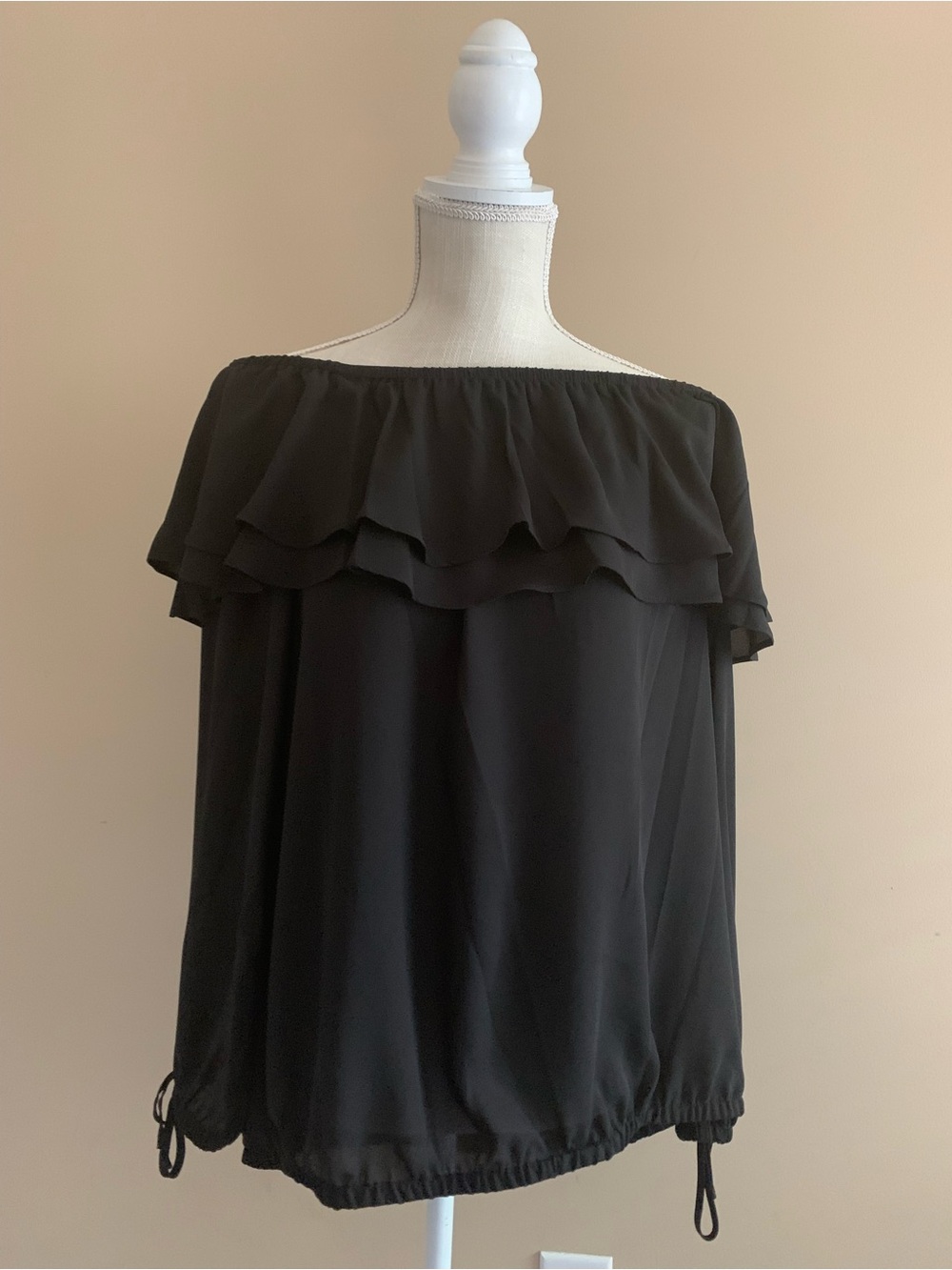 Women’s Black Off-Shoulder Ruffle Blouse